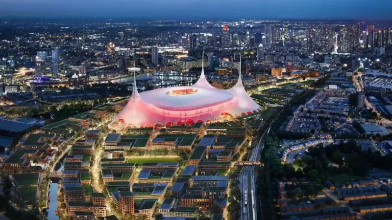 وقتی یک مغازه چیپس‌فروشی، پروژه ۲ میلیارد پوندی اولدترافورد را متوقف کرد!