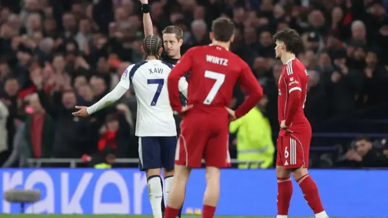 ستاره تاتنهام چگونه با یک حرکت عجیب، فن‌دایک را از زمین بیرون کرد؟