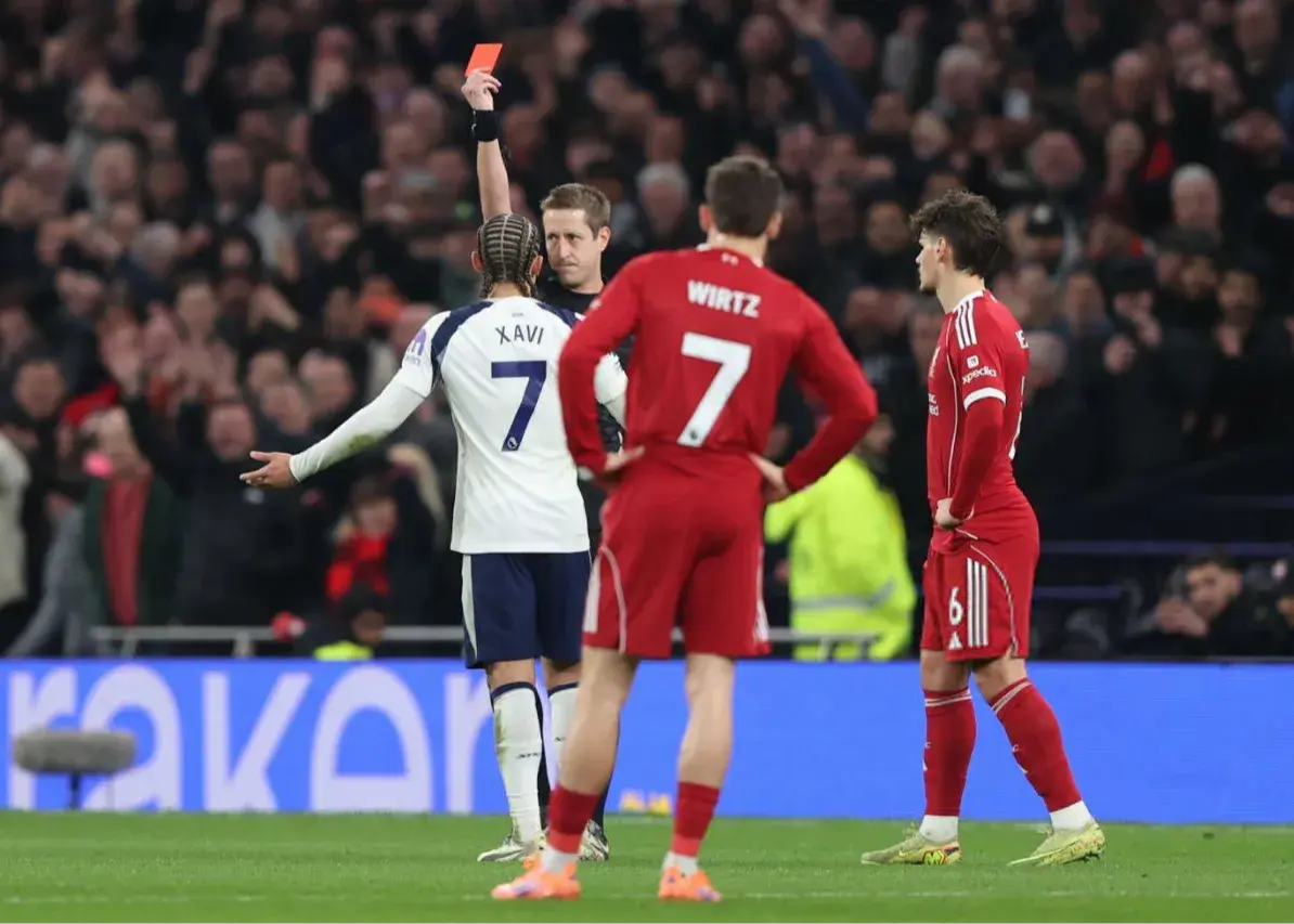 ستاره تاتنهام چگونه با یک حرکت عجیب، فن‌دایک را از زمین بیرون کرد؟