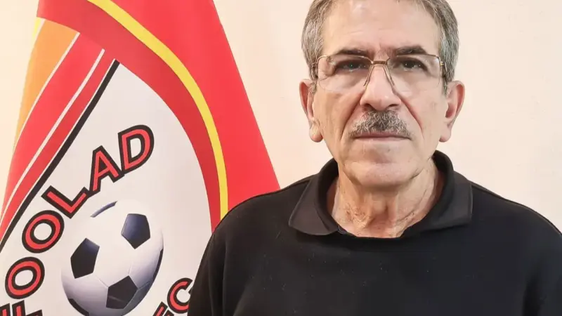 واکنش تند عضو هیأت‌مدیره فولاد به رفتار جنجالی مربی چادرملو؛ بی‌اخلاقی آشکار در فوتبال ایران!