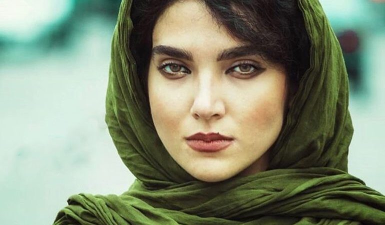 استایل منحصر به فرد سارا رسول زاده در دل زیبایی‌های جنوب ایران؛ پشت صحنه سریال نجلا حسابی خبرساز شد!