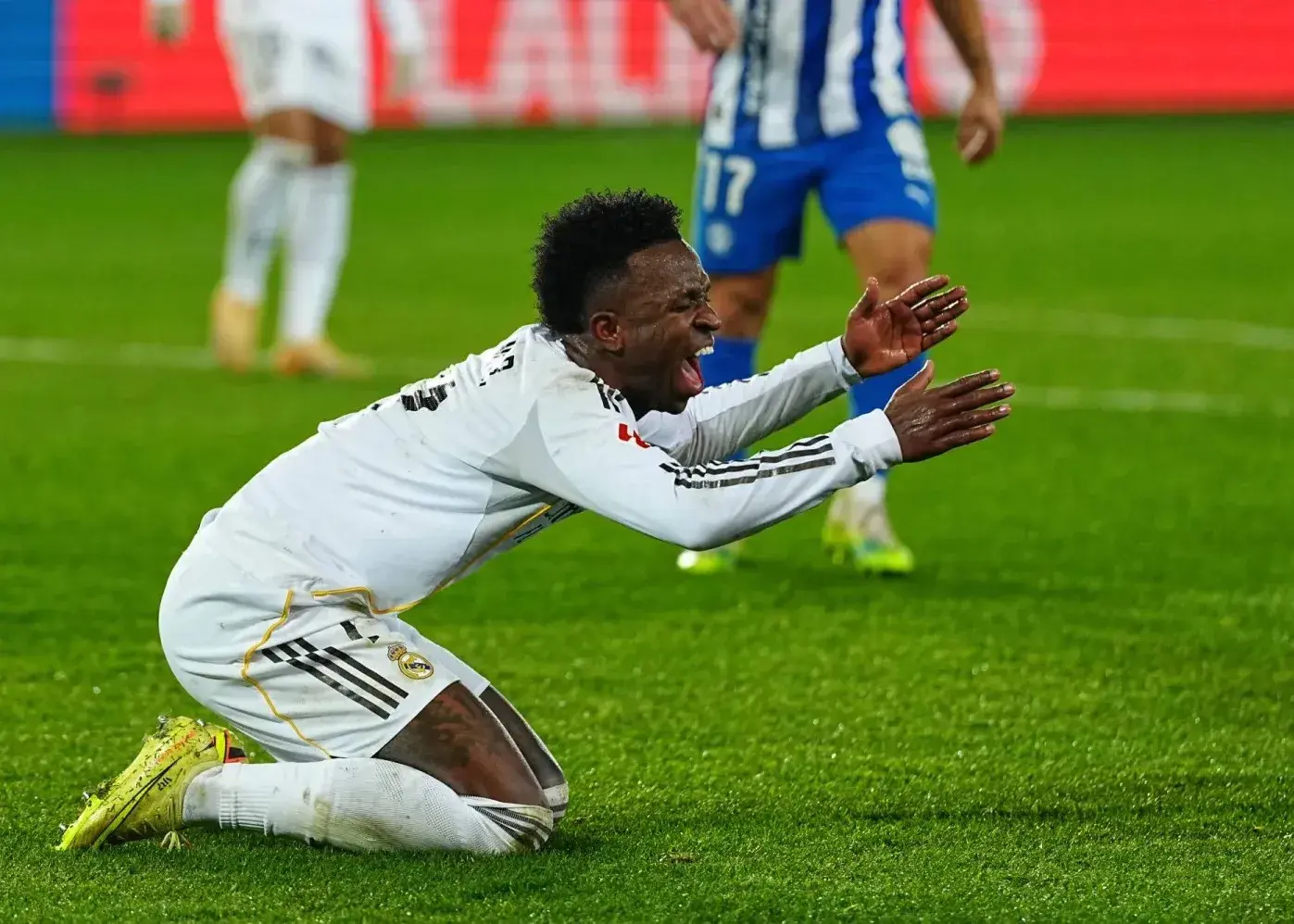 رئال مادرید با انتقادی تند از داوری، کاتالان‌ها را به ناعدالتی متهم کرد!