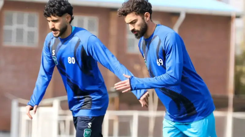 کوچ خیبر خرم‌آباد به چمن مصنوعی؛ تمرینات حساس پیش از دیدار سرنوشت‌ساز لیگ برتر
