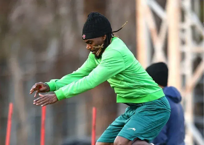 تیوی بیفوما به پست تخصصی‌اش بازمی‌گردد؛ پرسپولیس آماده نمایش قدرت در وینگر راست!