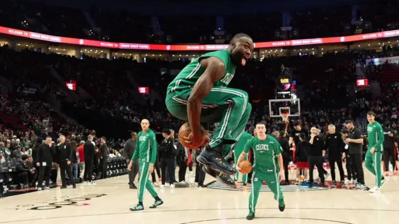 ‏جیلن براون به رکورد افسانه‌ای لری برد رسید!