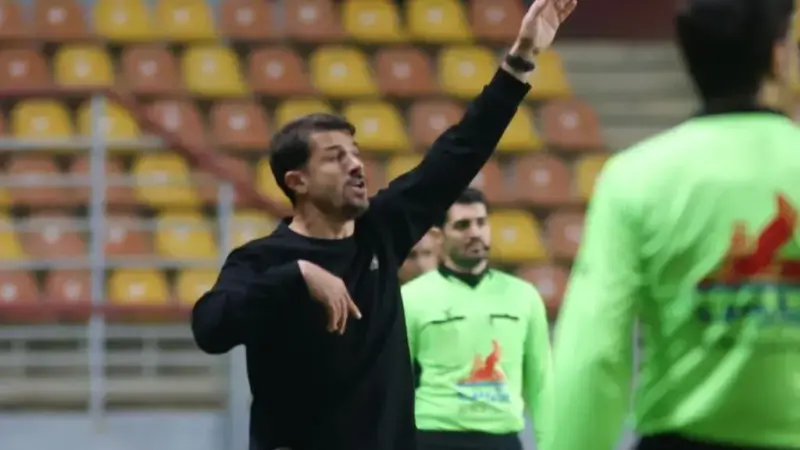 حدادی‌فر: تلخ‌ترین شکست ذوب‌آهن در ۱۵ هفته گذشته؛ چرا بازی امروز اینقدر ناامیدکننده بود؟