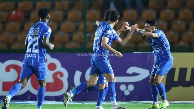 صالح به دروازه نزدیک شد و پاس گل داد!