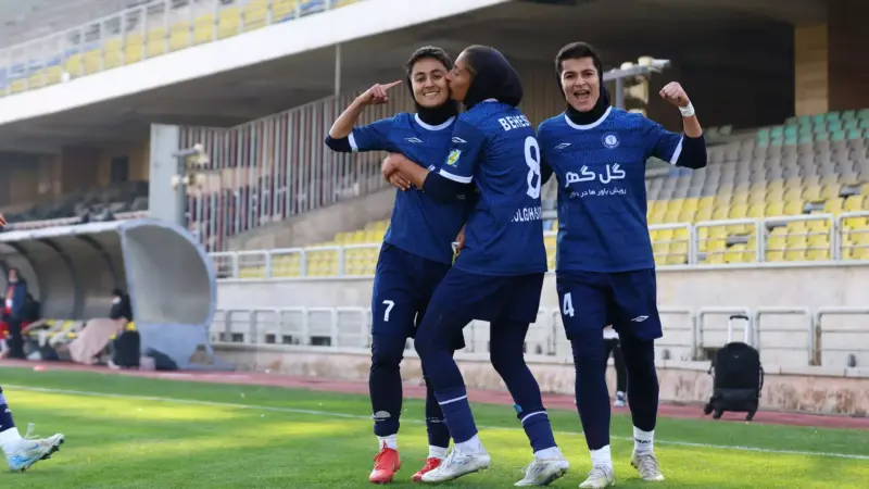پیروزی شگفت‌انگیز گل گهر مقابل پرسپولیس در لیگ زنان؛ انتقام سخت در زمین حریف!