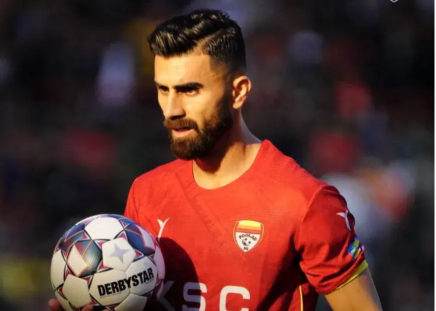 اسدبیگی: فشار سنگین بود اما حمایت بی‌دریغ تماشاگران، فولاد را پیروز کرد!