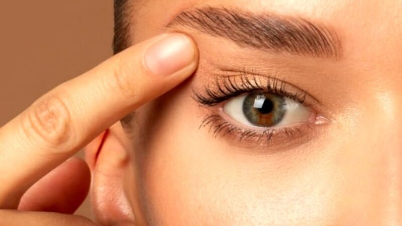 بلفاروپلاستی بدون بیهوشی؛ واقعیت یا خیال؟ بررسی نکات حیاتی این روش نوین