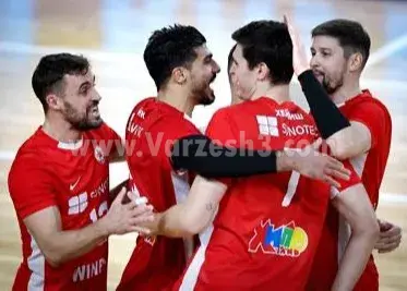 لژیونر ایرانی در دربی نفس‌گیر والیبال بلغارستان طعم تلخ شکست را چشید!