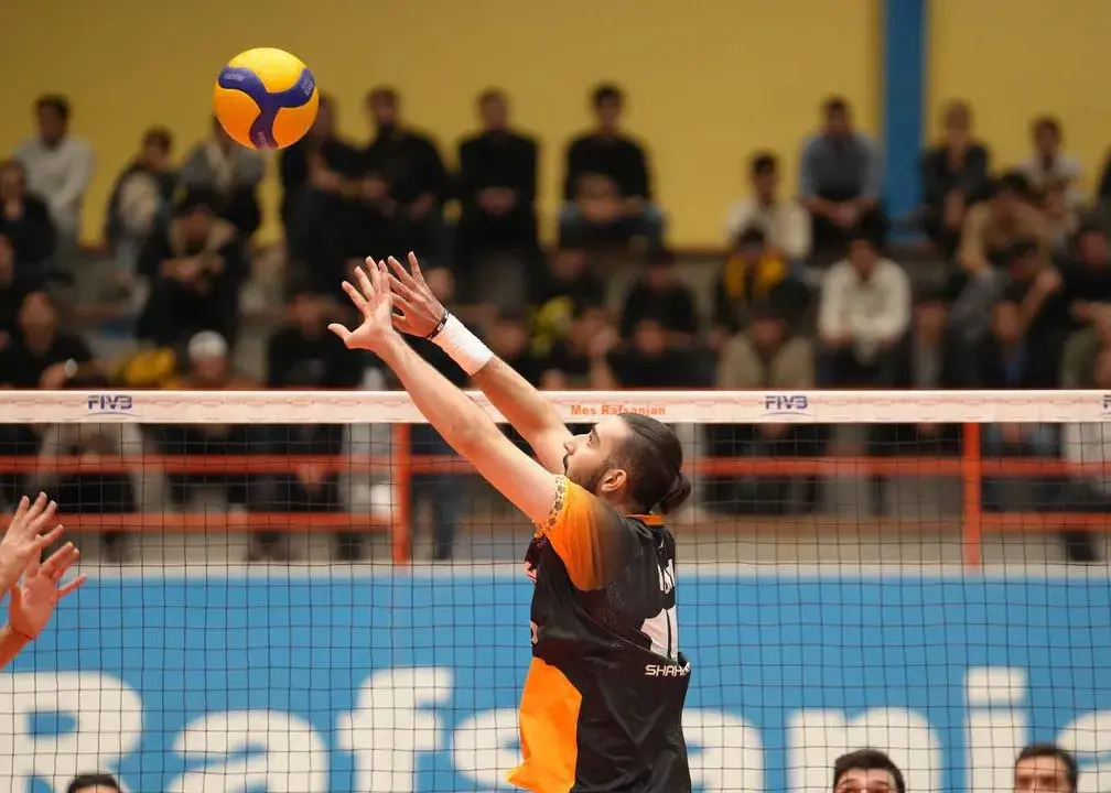 پیروزی شیرین شهداب یزد پس از شکست تلخ مقابل سپاهان؛ بازگشت مقتدرانه به لیگ برتر والیبال