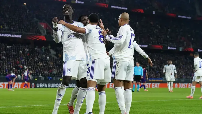 اونای امری با جشن جنجالی؛ استون ویلا رکورد ۱۰۰ ساله انگلیس را شکست!