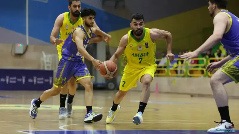 برد تحسین‌برانگیز آبادانی‌ها در دربی بسکتبال؛ تسلط کامل از ابتدا تا پایان!