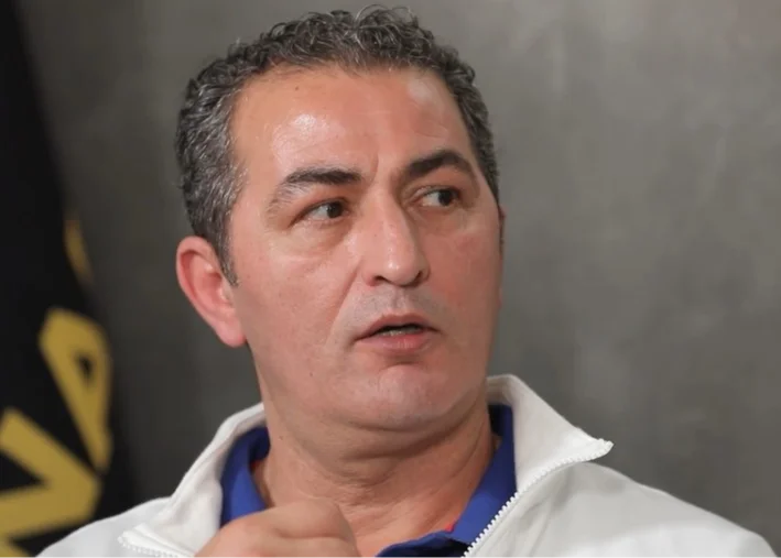 برومند: ناراحتی رضاییان پس از جدایی حسینی کاملاً قابل درک است