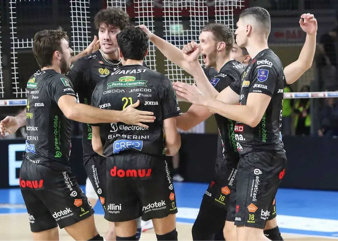 ستاره صرب لوبه: پیروزی نفس‌گیر با غیبت نیکولوف؛ راز شکست‌ناپذیری خانگی ما چیست؟