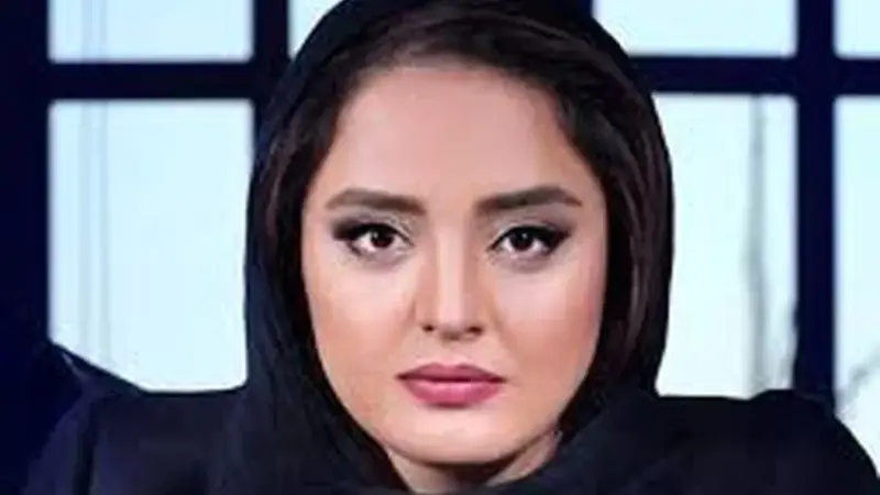عکس داغ امروز | تیپ متفاوت نرگس محمدی در عراق جلب توجه کرد