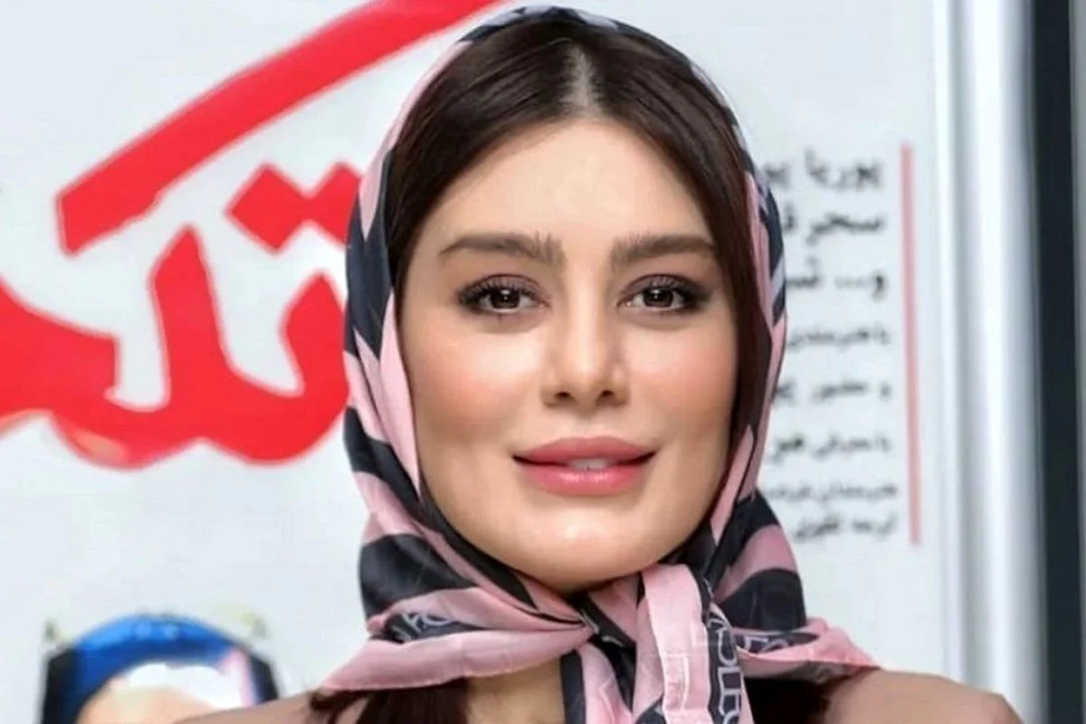 نگاه روز تصویری از سحر قریشی در طلافروشی شاهرخ استخری - وب‌گردی