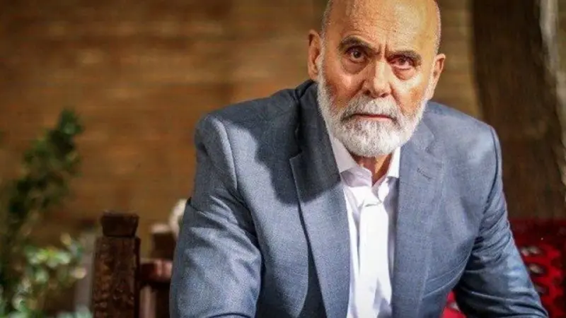 نگاه روز  |جمشید هاشم‌پور به همراه همسر و دخترش در جشنواره فیلم شهر