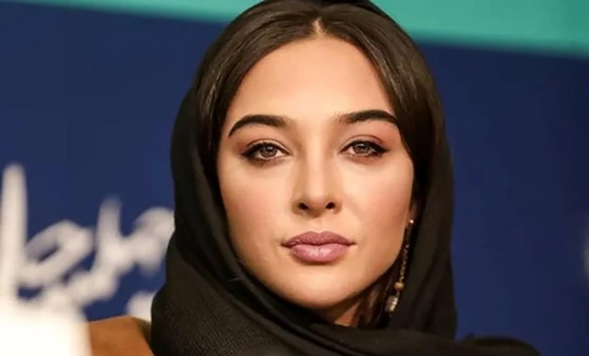 نگاه روز استایل شیک آناهیتا درگاهی در یک مراسم شبانه - وب‌گردی