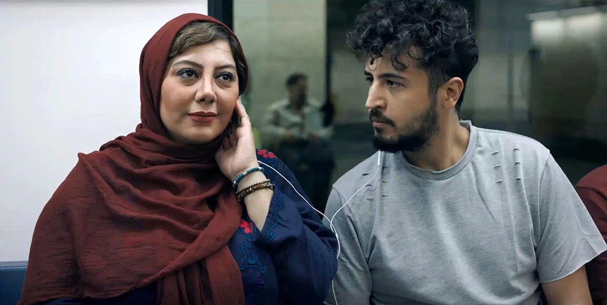 تغییر شگفت‌انگیز چهره «زهرا داوودنژاد» در پخش زنده که همه را متحیر کرد!