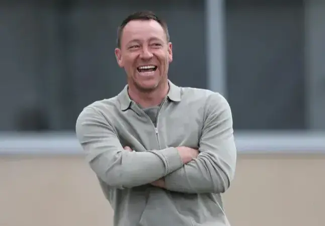 چلسی در آستانه بازگرداندن مدافع ۴۱ ساله؛ نقشه ویژه برای تقویت خط دفاعی!