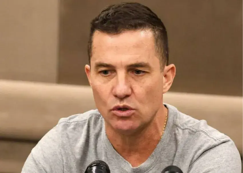 غیبت ناگهانی سرمربی پرسپولیس در کنفرانس خبری؛ فایل صوتی جایگزین شد!