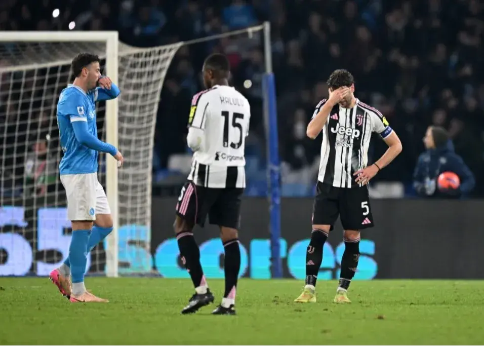 درخشش راسموس هویلوند در ناپولی / نفرین منچستریونایتد برداشته شد