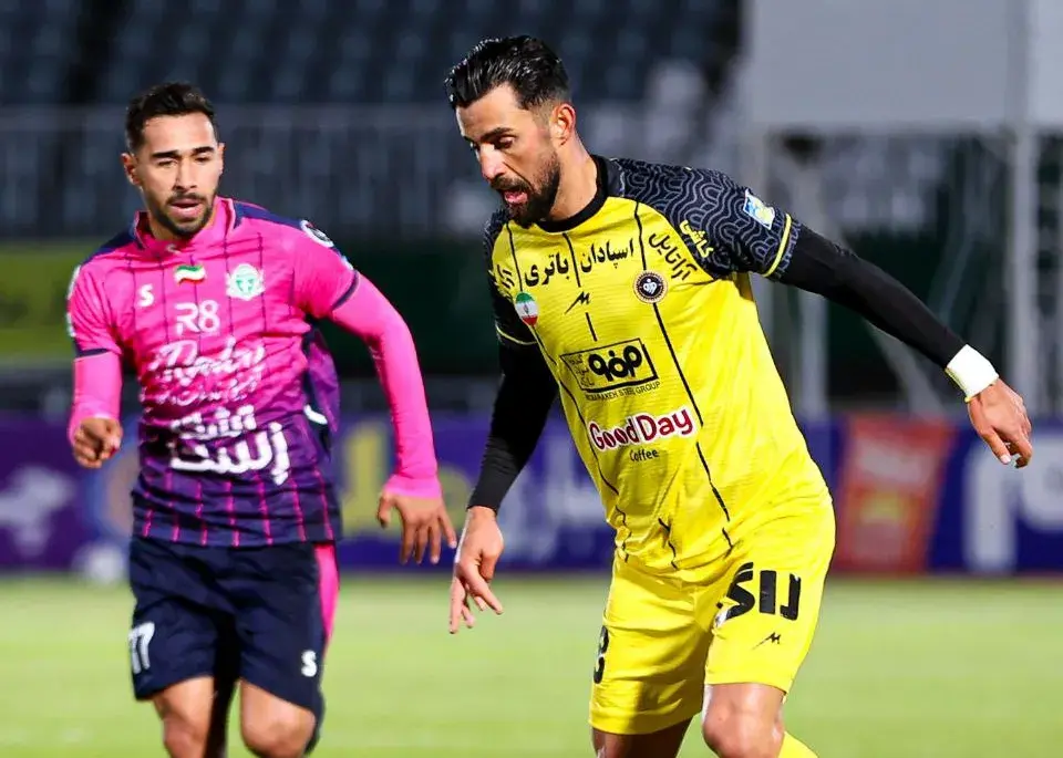 آرش رضاوند روی دور گلزنی برای سپاهان!