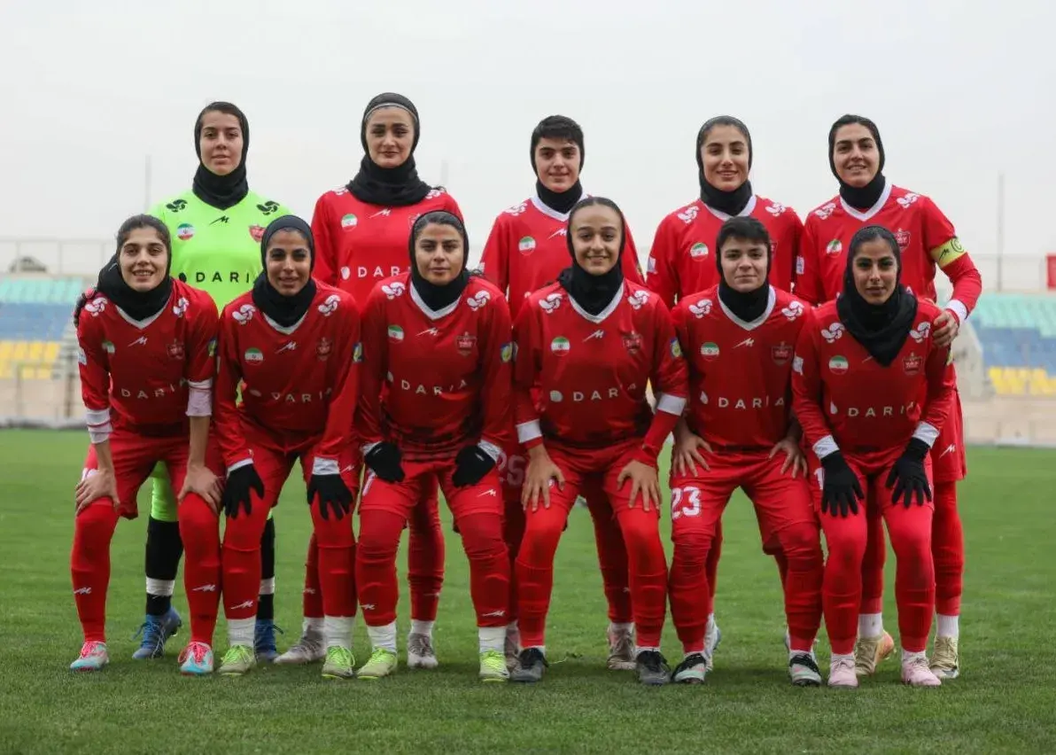 شوک بزرگ فوتبال زنان: بازوبند کاپیتانی پرسپولیس بر بازوی یک استقلالی!