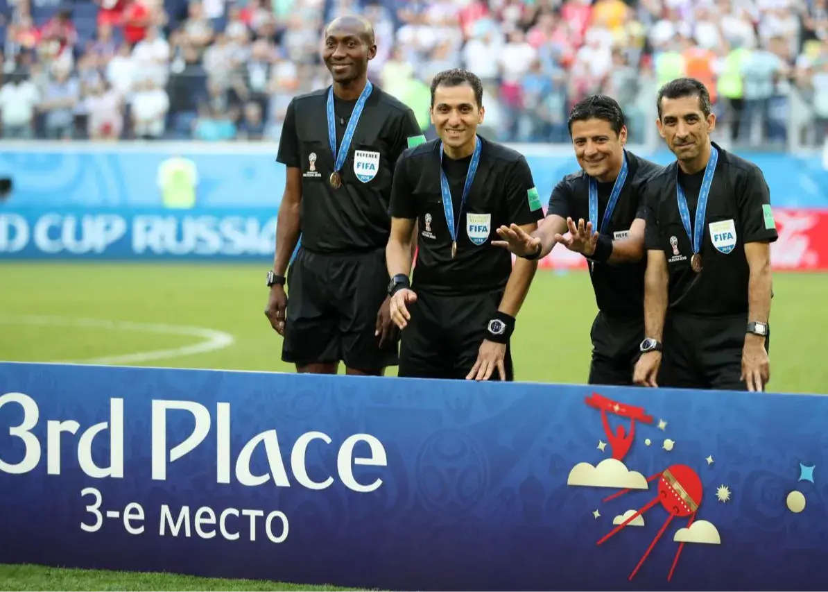 محمدرضا منصوری؛ بازگشت جنجالی داور ایرانی به فوتبال استرالیا با نقش تازه!