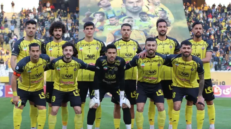 سپاهان با یک تیم کامل به استقلال رسید