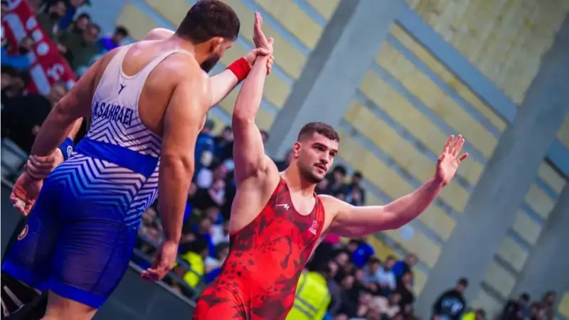 امیررضا معصومی در دو راهی سرنوشت‌ساز؛ کشتی ایران یا تیم ملی آذربایجان؟