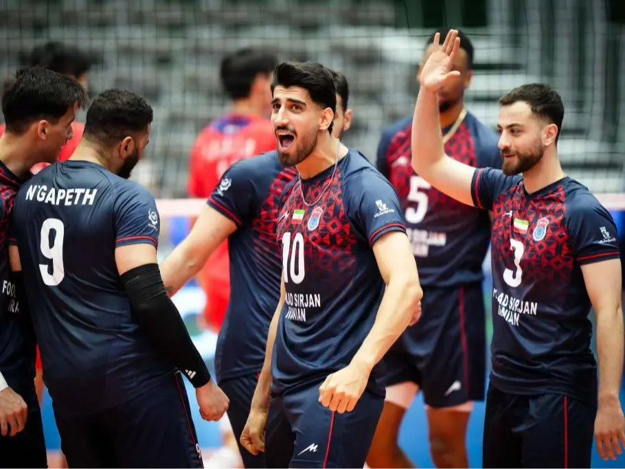 حساس‌ترین نبرد هفته: قهرمان ایران علیه ارومیه