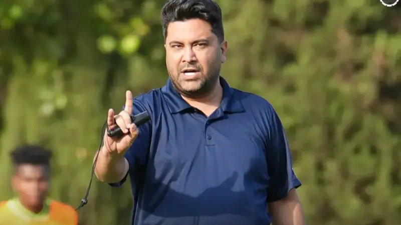 چادرملو در آستانه بازگشت تاریخی به صدر جدول لیگ برتر؛ آیا این فرصت را از دست می‌دهد؟