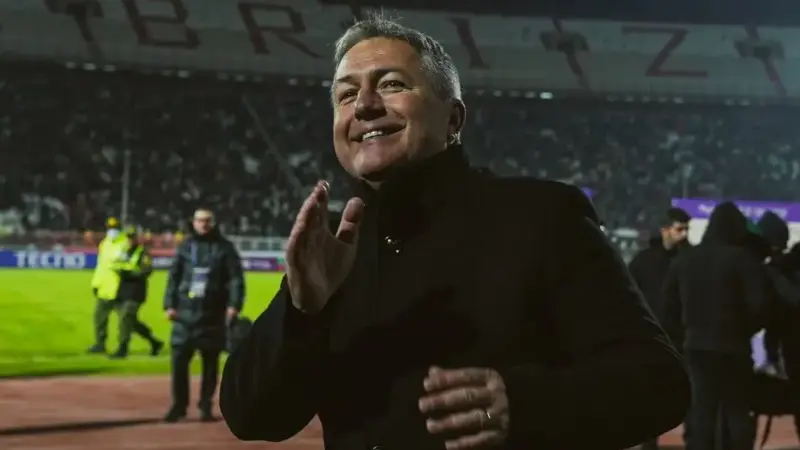 شبی فراموش‌نشدنی دراگان اسکوچیچ در تبریز؛ جشن صعود با هواداران پرشور تراکتور