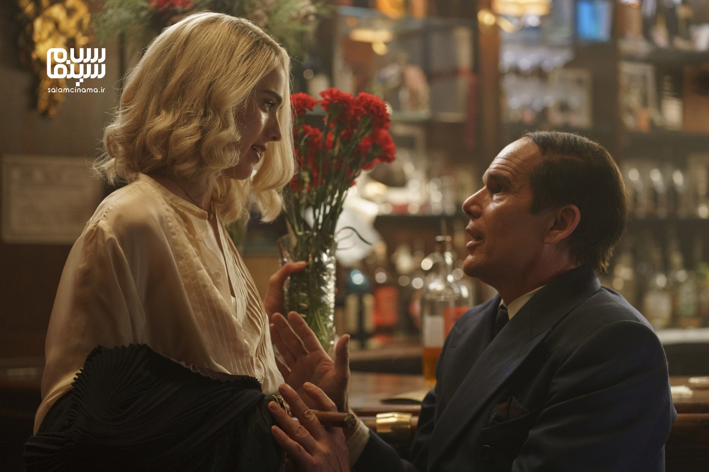 نقد فیلم Blue Moon به کارگردانی ریچارد لینکلیتر | شرافت ضامن رستگاری نیست