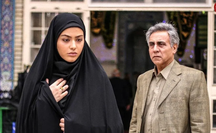 سلفی دیده نشده و جالب ریحانه پارسا با مهدی سلطانی در پشت صحنه سریال پدر!