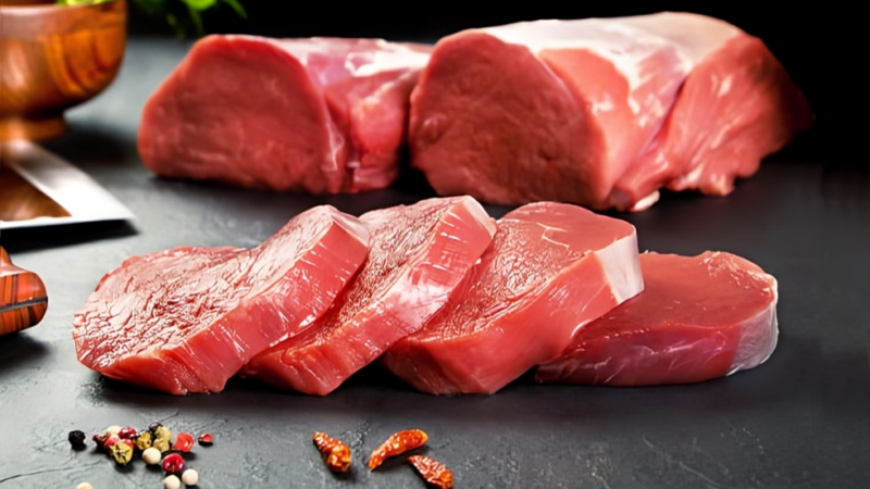 شوک قیمت گوشت گوسفندی و مرغ در ۱۳ آذر؛ بازار چقدر تغییر کرد؟