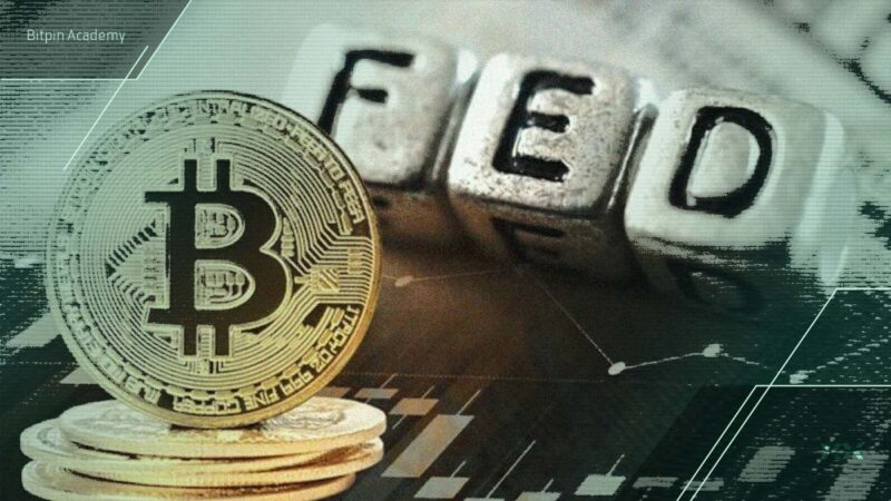 چرا قیمت بیت کوین با کاهش نرخ بهره هم بالا نمی‌رود؟ راز عجیب بازار ارز دیجیتال فاش شد!