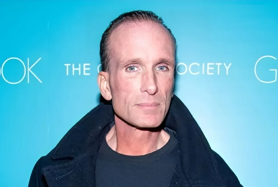 پیتر گرین؛ بازیگری که زندگی پرچالشش به مرگی اسرارآمیز ختم شد!