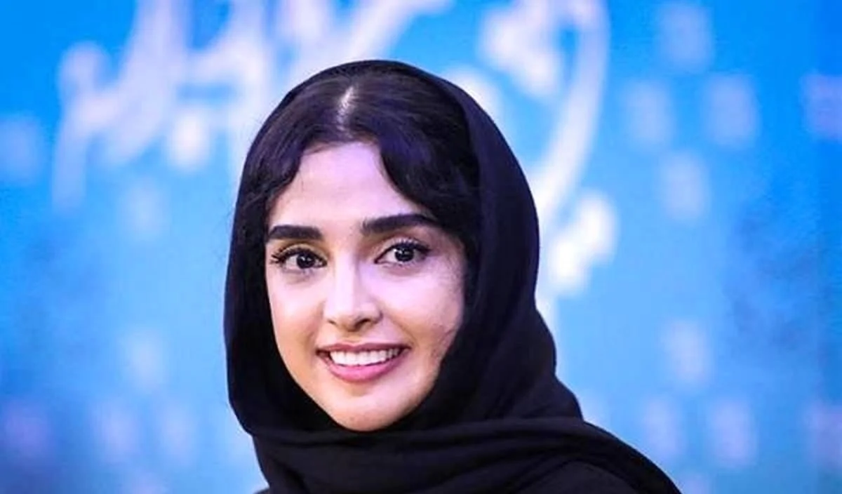 آلبوم عروسی| الهه حصاری در 18 سالگی