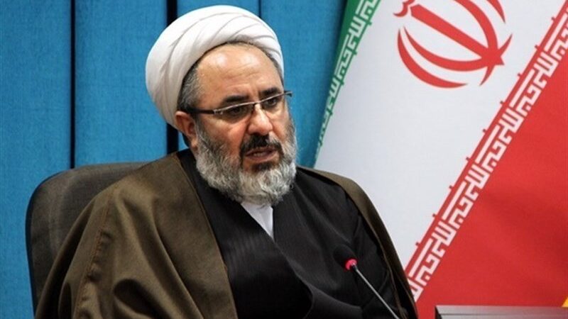 مکتب شهید سلیمانی نسخه‌ای کارآمد برای گره‌گشایی از مسائل کشور است