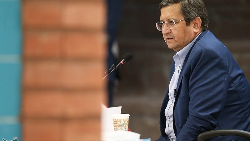 همتی: به مردم قول می‌دهم بازار ارز به ثبات برسد