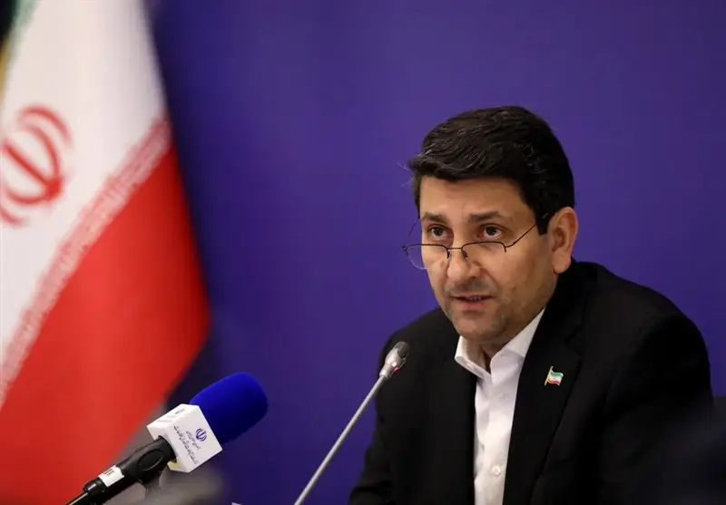 وزیر ارتباطات: تمرکز فعالیت‌های ارتباطی نباید فقط در تهران باشد