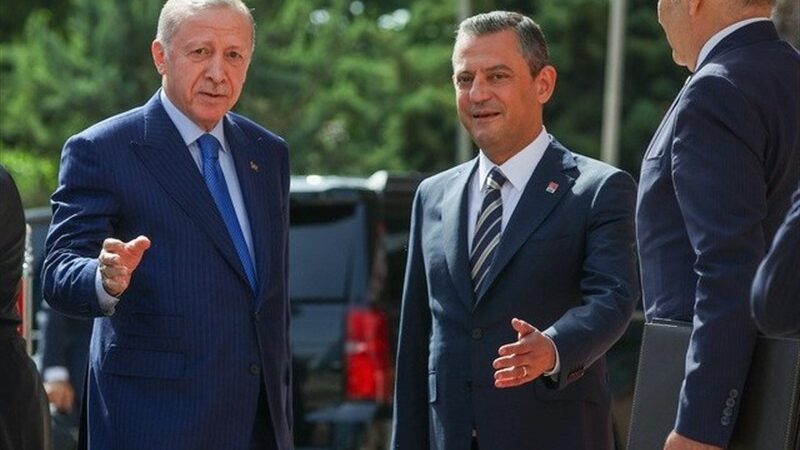 رقابت احزاب ترکیه در سال جدید میلادی