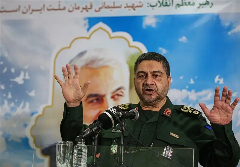 مکتب سلیمانی زنده‌تر از همیشه راه مقاومت را ادامه می‌دهد