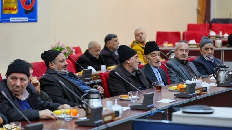 روز پدر در قاب صبر؛ تجلیل از پدران شهدا در سپاه عاشورا