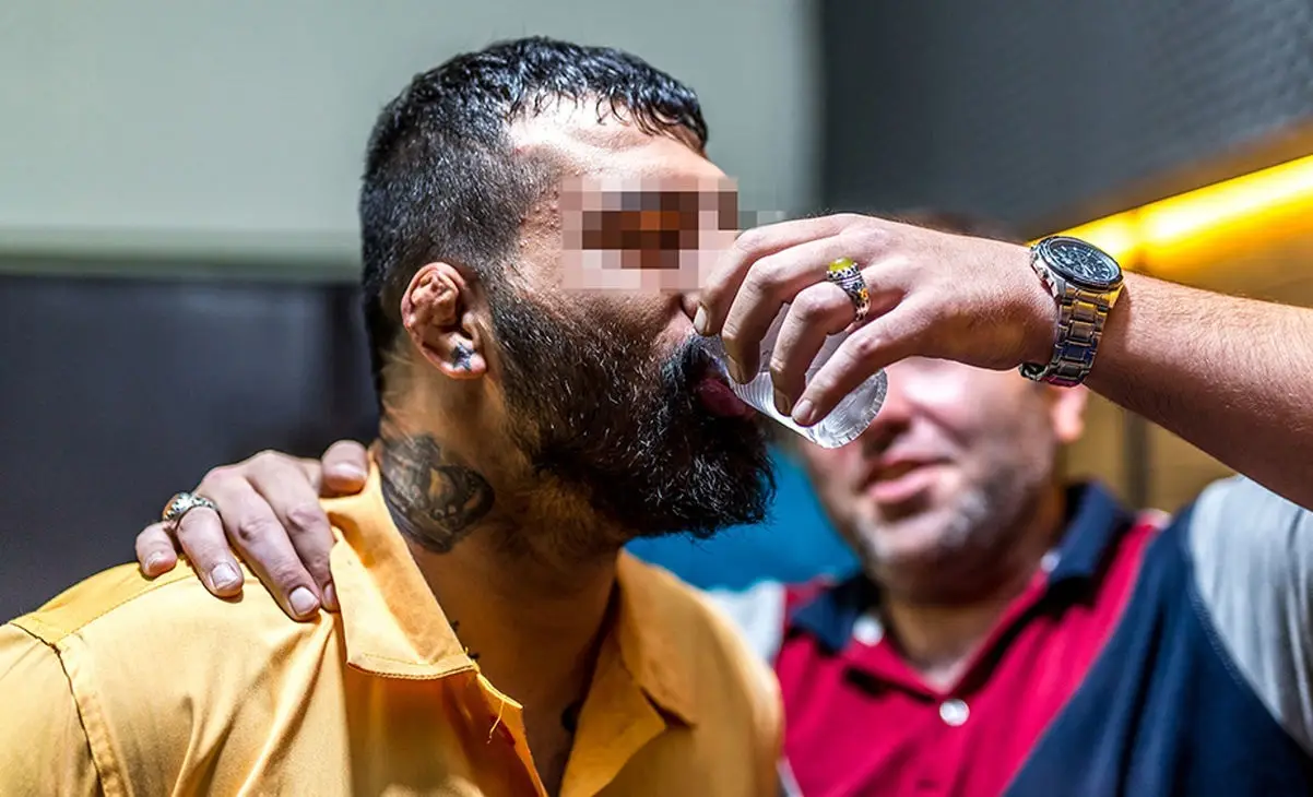 تشخیص هویت| وحید مرادی که بود؟ + فیلم  گفتگو با همسر جذاب ترین عقاب گنده لات های ایران !