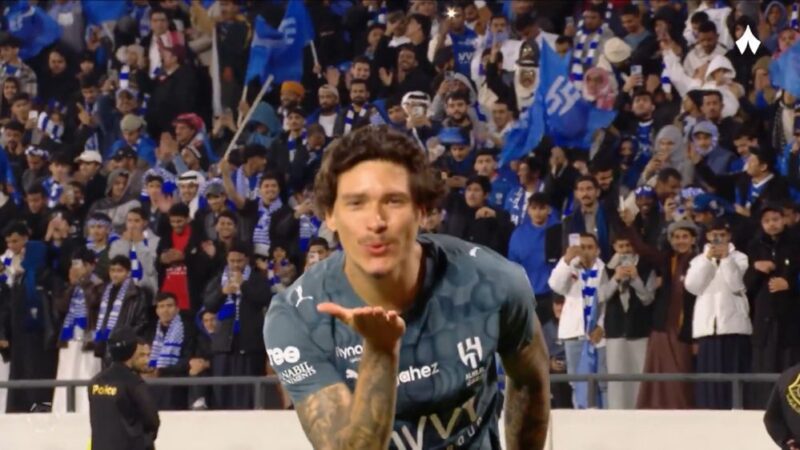 داروین نونیز دروازه ضمک را باز کرد؛ واکنش داغ هواداران الهلال را ببینید!